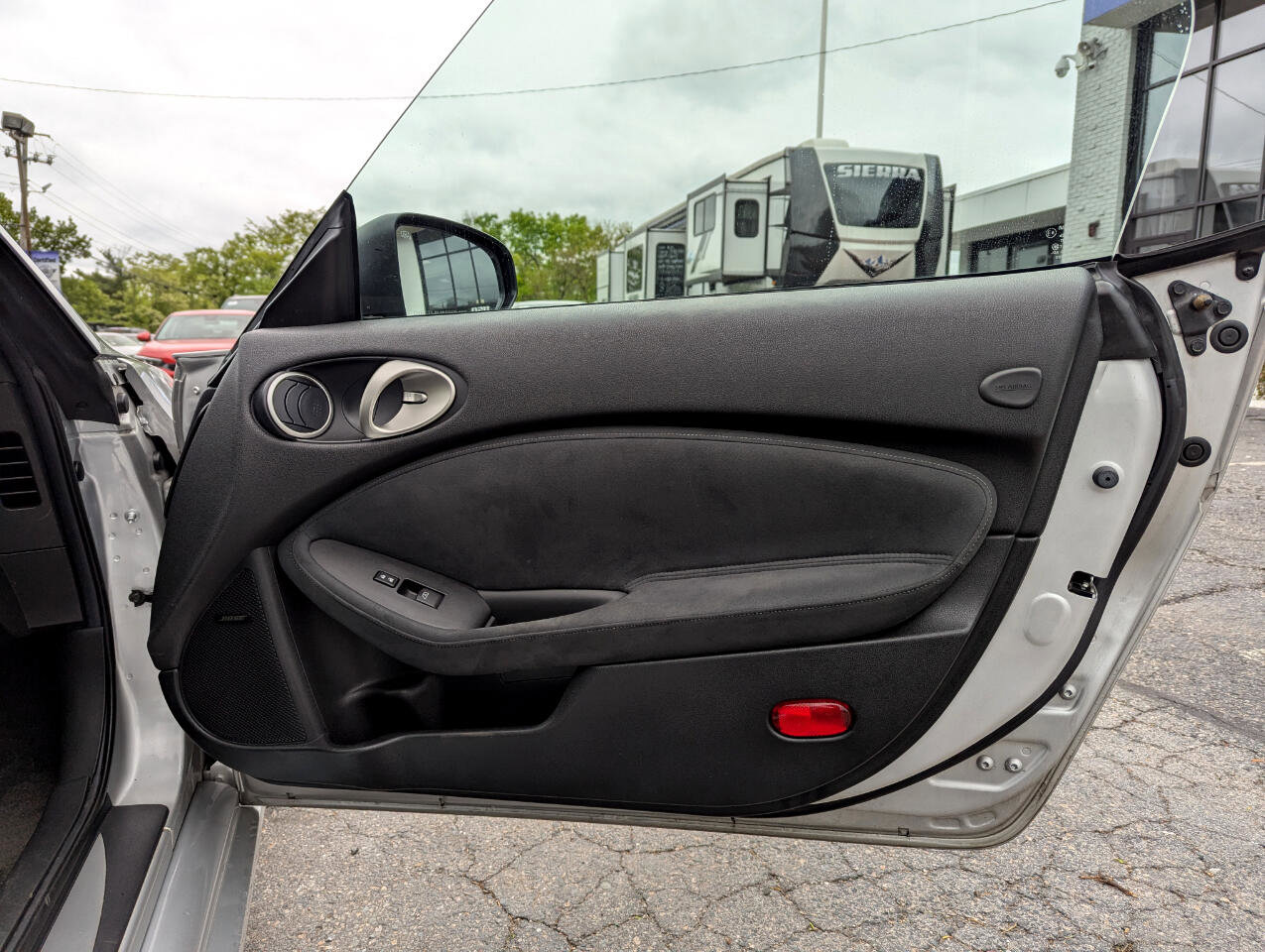 Used 2010 Nissan 370Z Touring w/ Sport Pkg image 27