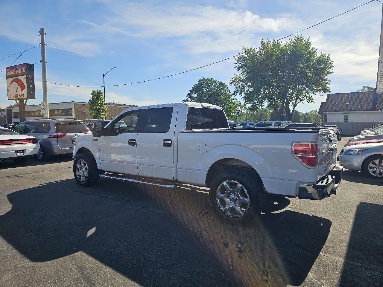 Used 2014 Ford F150 XLT w/ Equipment Group 302A Luxury AWD/4WD image 7