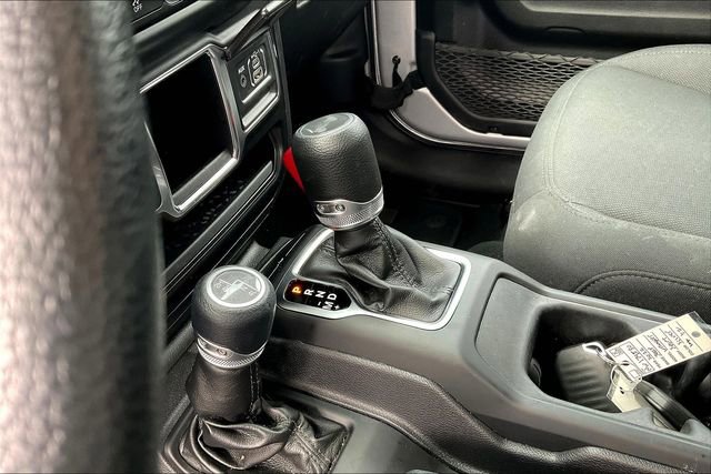 Used 2022 Jeep Wrangler Unlimited Sport image 14