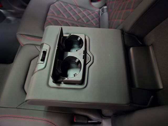New 2026 Audi SQ8 Prestige AWD/4WD image 32