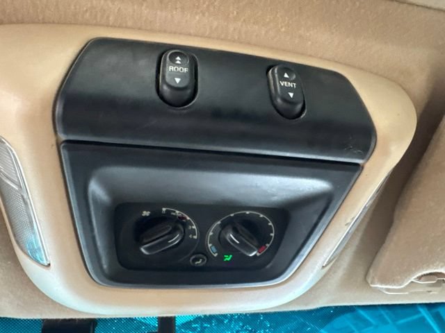Used 2004 Ford Expedition Eddie Bauer AWD/4WD image 45