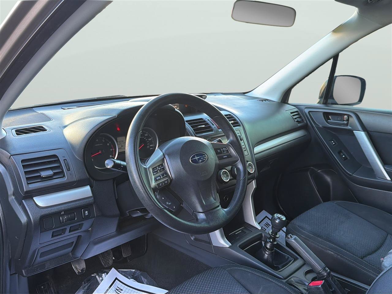 Used 2015 Subaru Forester 2.5i AWD/4WD image 13