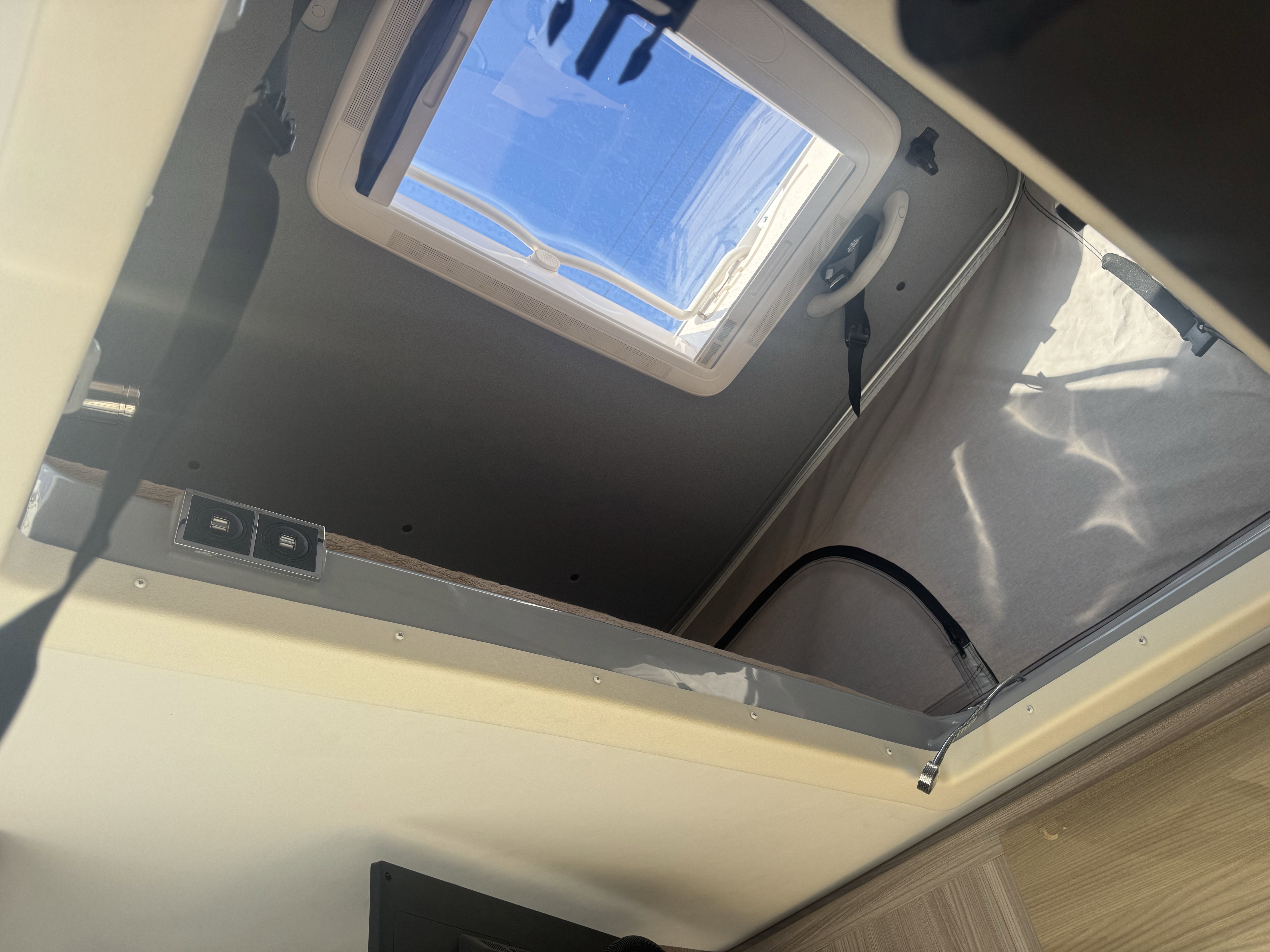 Used 2022 RAM ProMaster 3500 w/ Lane Management Group image 37