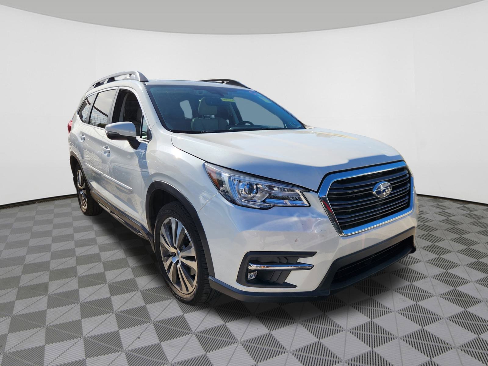 Used 2020 Subaru Ascent Limited w/ Technology Package