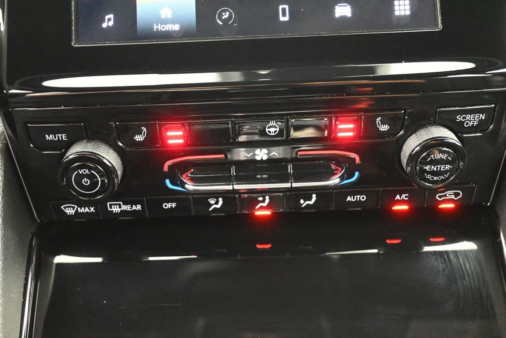 Used 2023 Jeep Grand Cherokee L Laredo AWD/4WD image 22