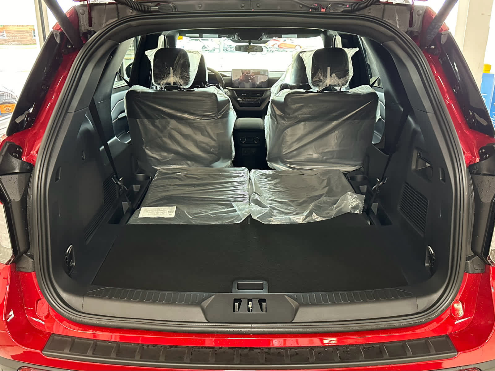 New 2026 Ford Explorer ST-Line image 8