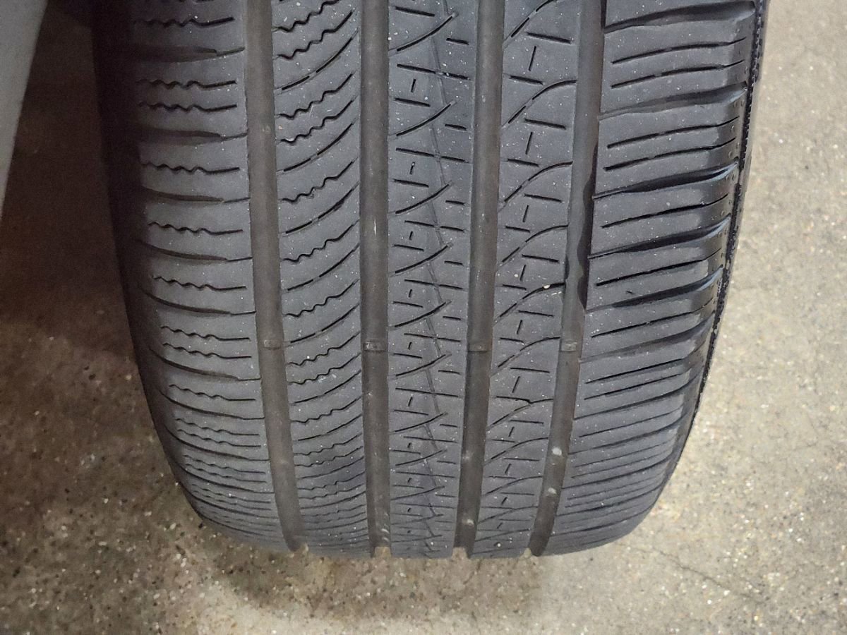 Used 2024 Volkswagen Tiguan SE R-Line image 28