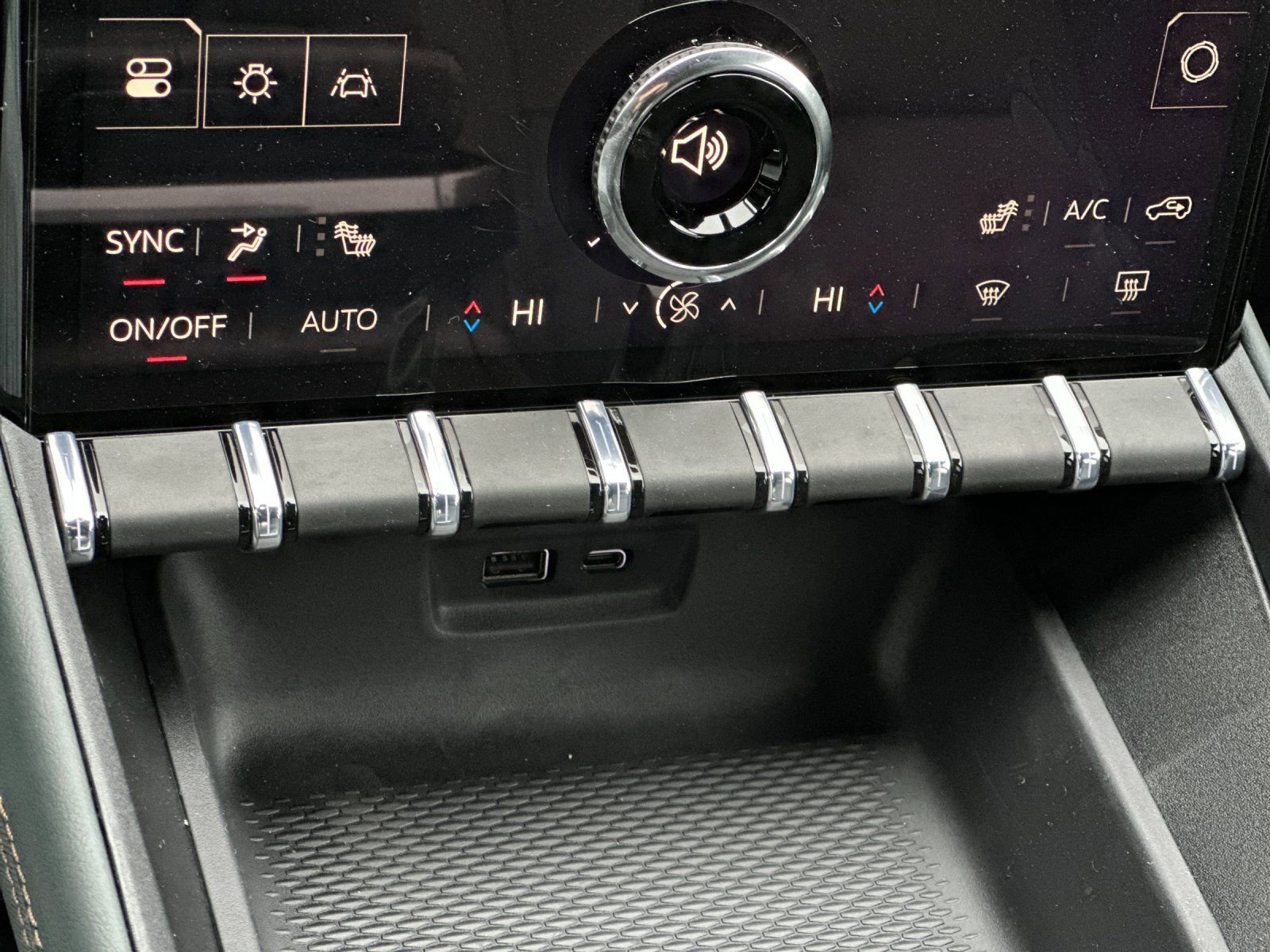 New 2026 GMC Terrain AT4 w/ Technology Package II image 21