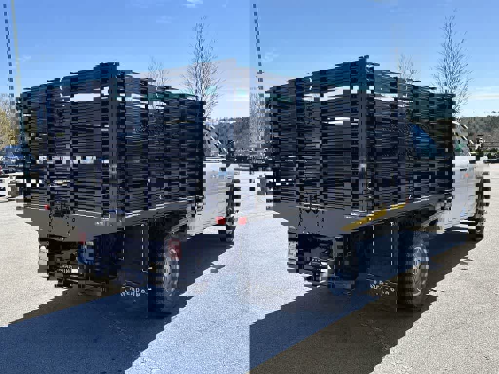 New 2025 GMC Sierra 3500 Pro w/ Convenience Package image 19