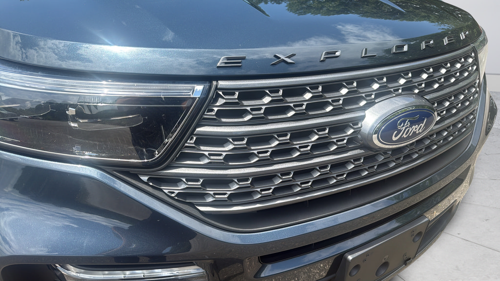 Used 2023 Ford Explorer XLT w/ Equipment Group 202A RWD image 23