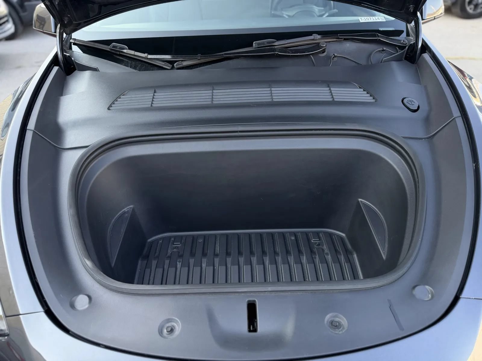 Used 2019 Toyota Prius Limited w/ Carpet Mat Package FWD image 43