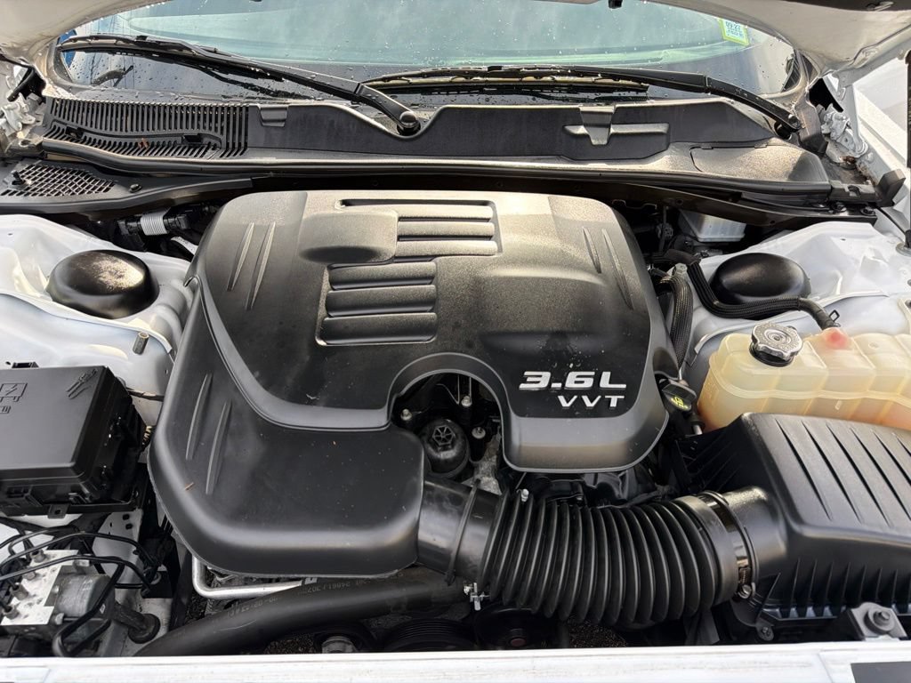 Used 2022 Dodge Challenger GT RWD image 14