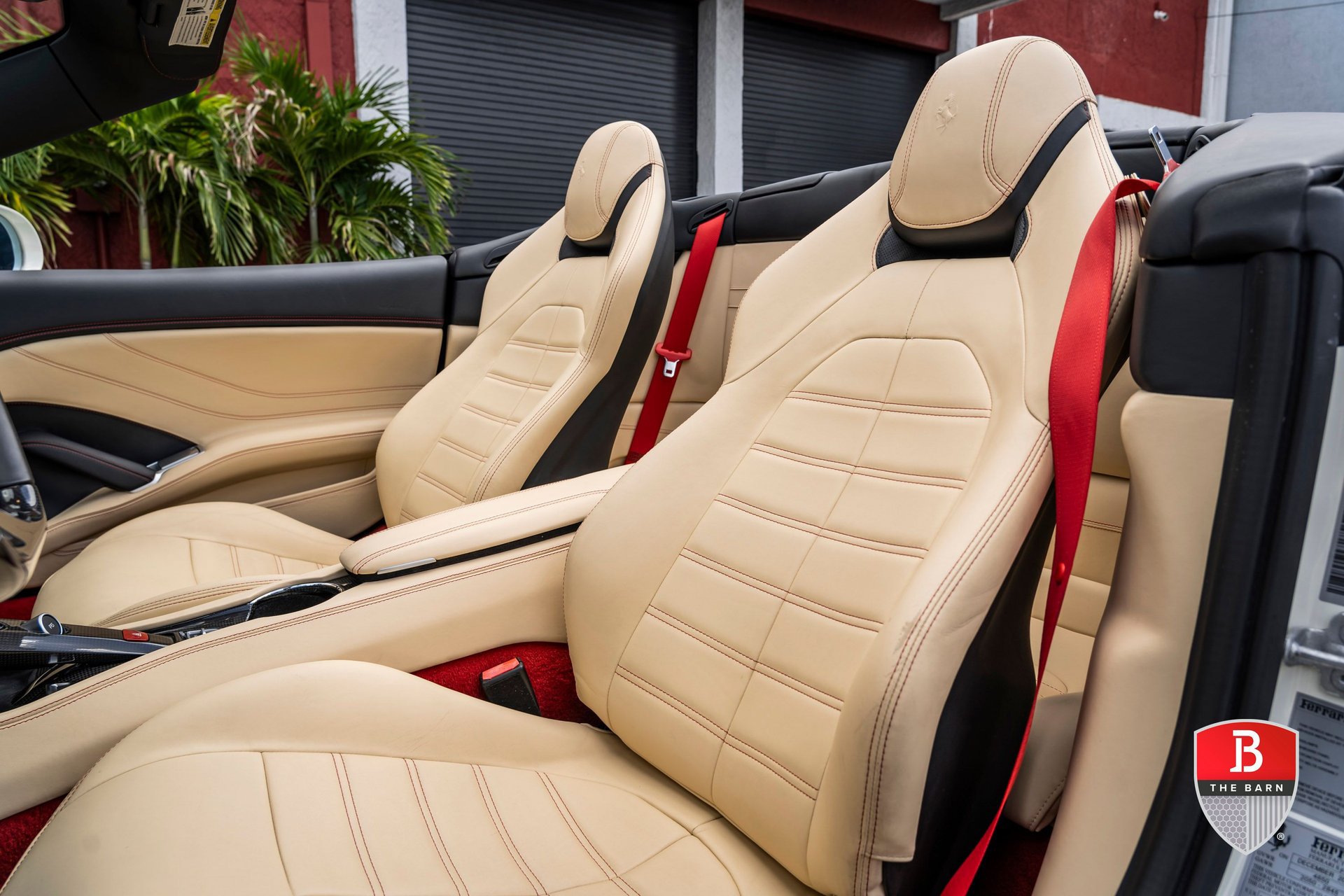 Used 2017 Ferrari California T RWD image 26