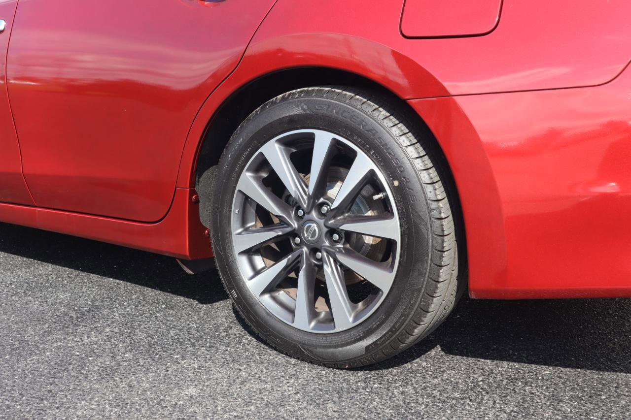 Used 2016 Nissan Altima 2.5 SV FWD image 24
