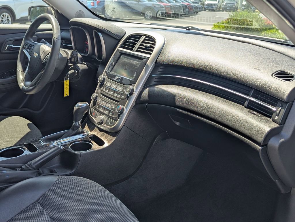 Used 2015 Chevrolet Malibu LT w/ Power Convenience Package FWD image 24