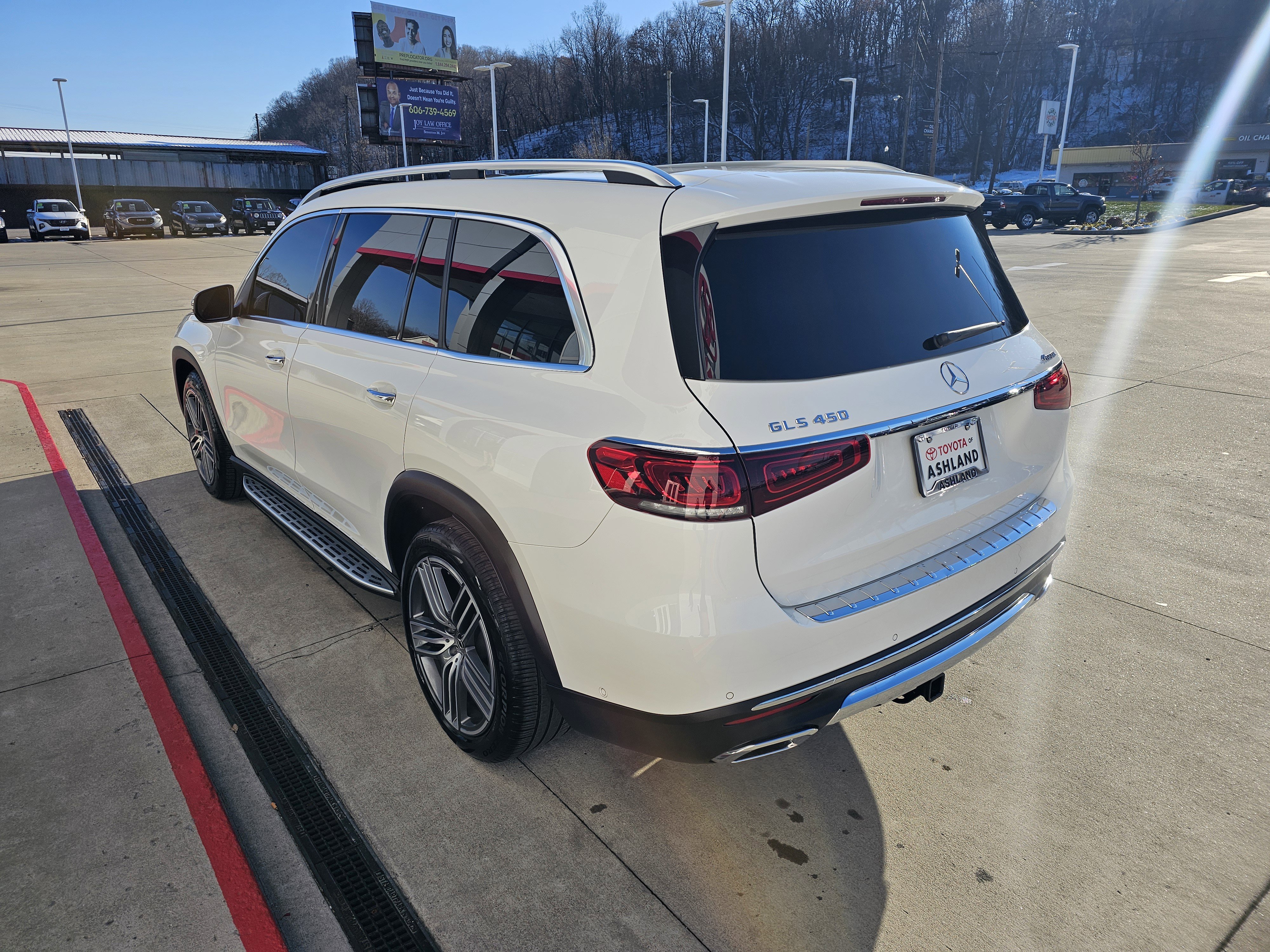 Used 2023 Mercedes-Benz GLS 450 4MATIC image 8