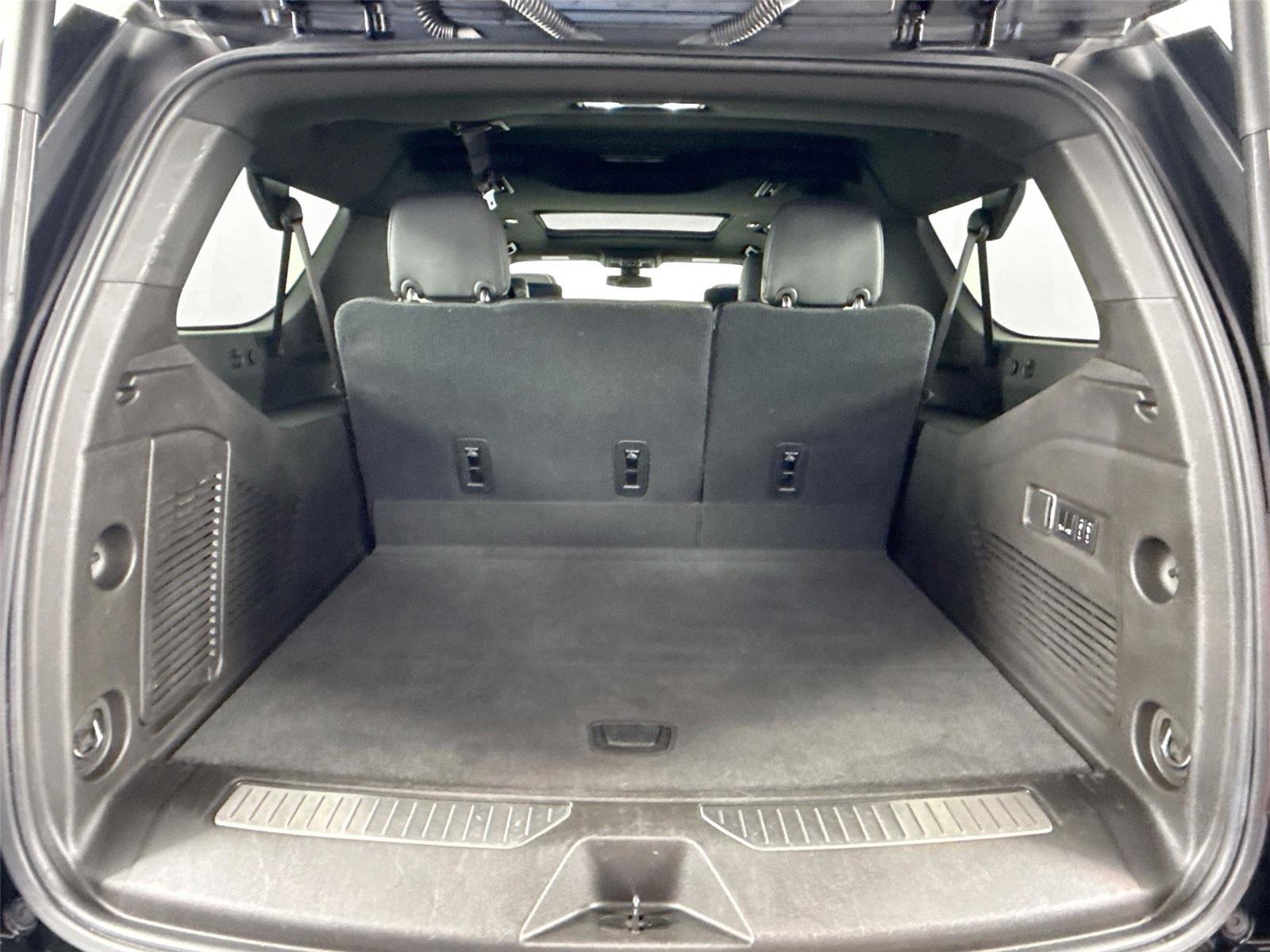 Used 2021 GMC Yukon XL AT4 w/ Rear Media and Nav Package image 38