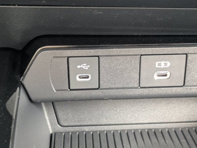 New 2026 Toyota Prius Plug-In Hybrid FWD image 23