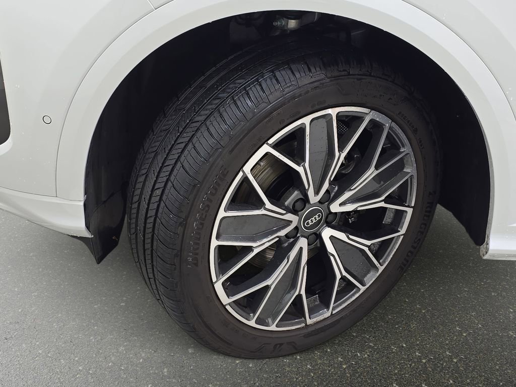 Used 2025 Audi Q5 Premium Plus w/ Premium Plus image 33