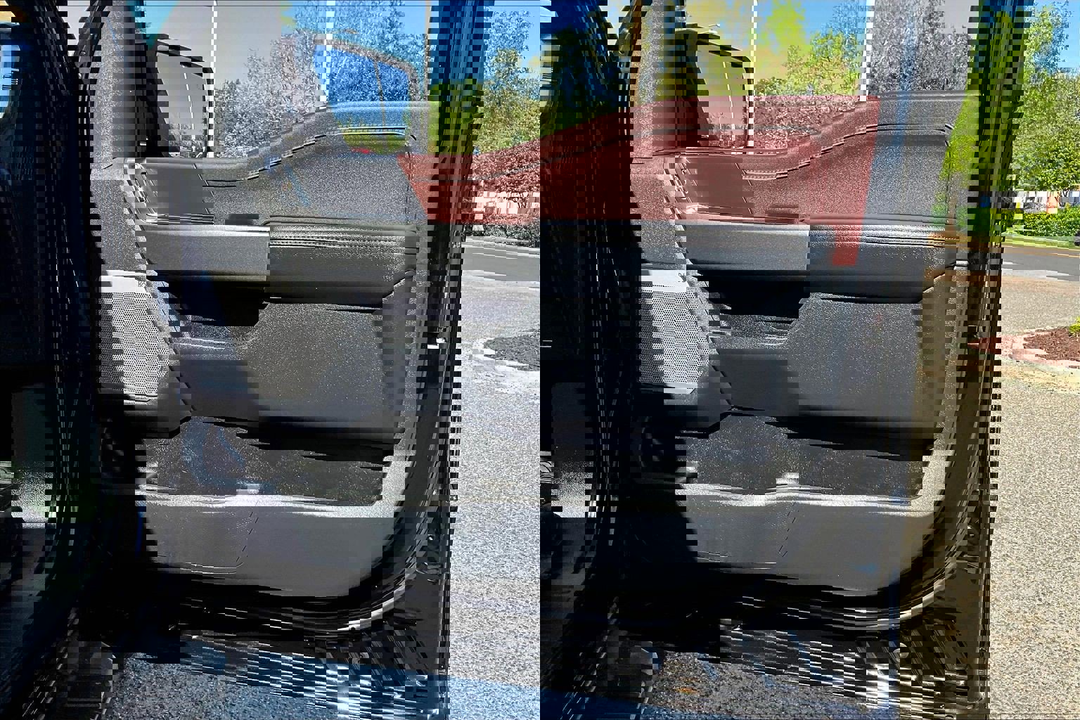 Used 2023 Ford F150 Lariat w/ Equipment Group 502A High image 19