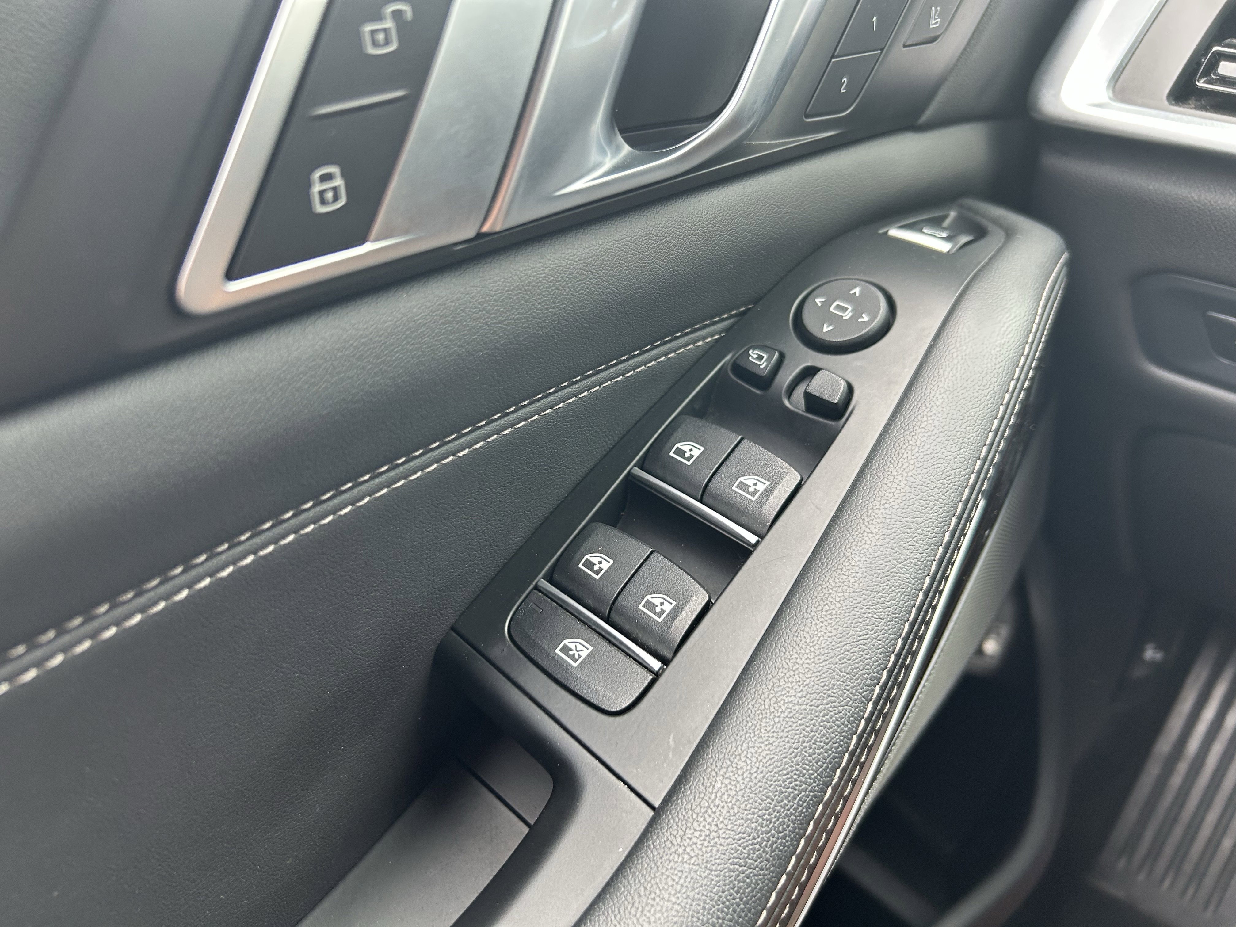 Used 2025 BMW X5 xDrive50e image 20