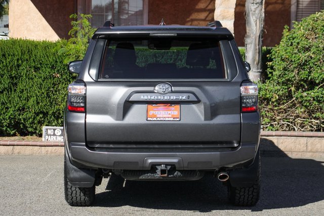 Used 2022 Toyota 4Runner SR5 image 7