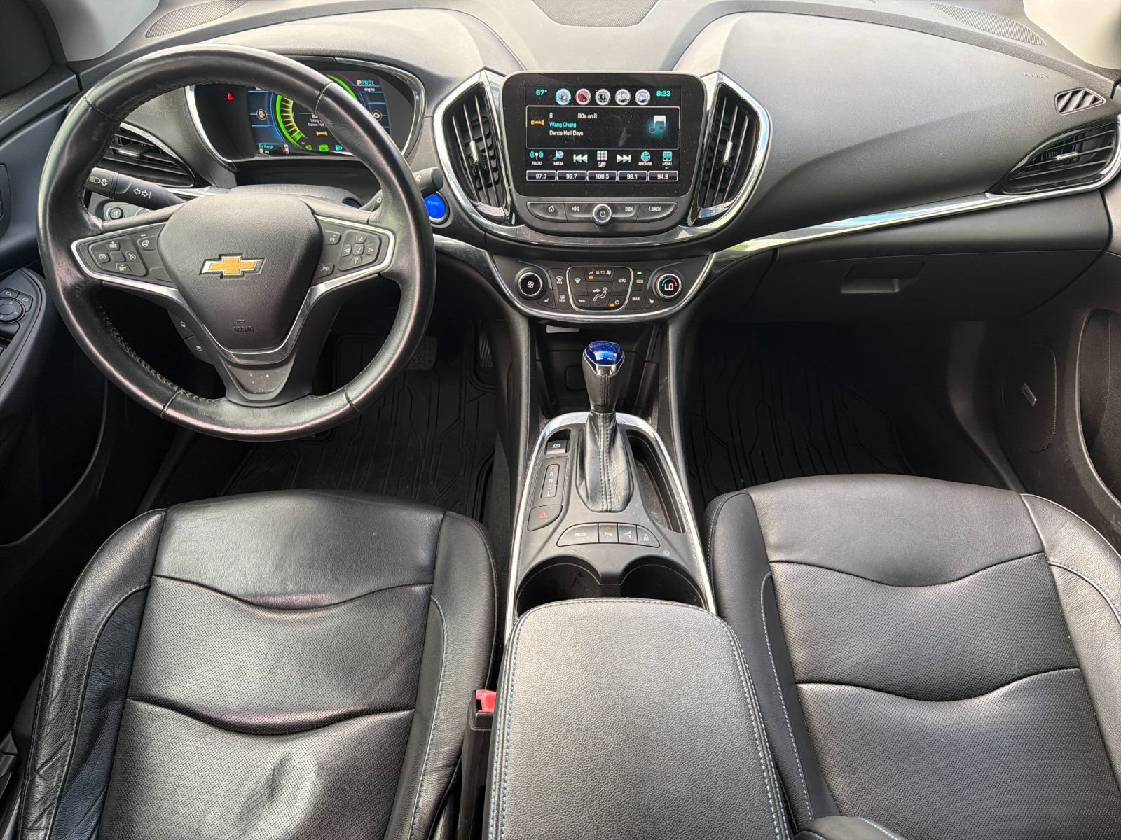 Used 2016 Chevrolet Volt Premier w/ Driver Confidence Package FWD image 12