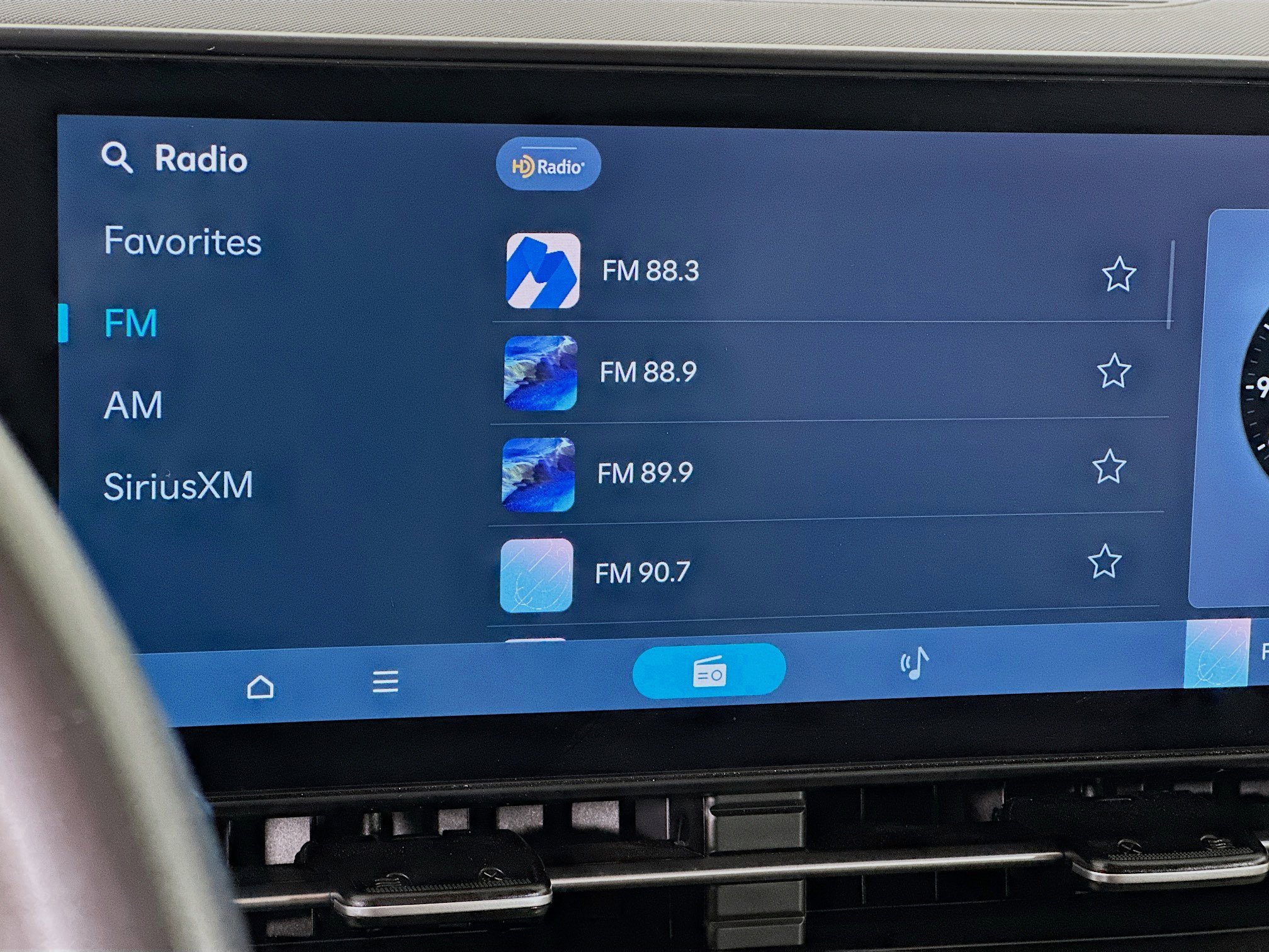 Used 2025 Hyundai Kona SEL image 21