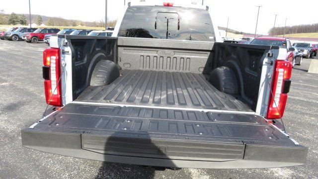 New 2026 Ford F350 Lariat w/ Lariat Premium Package image 29