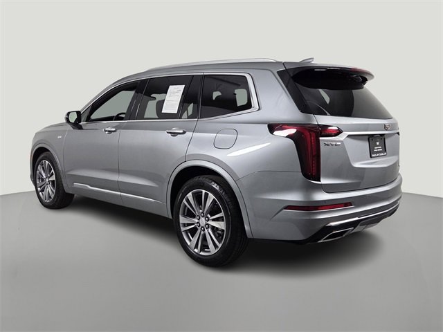 Certified 2025 Cadillac XT6 Premium Luxury image 3