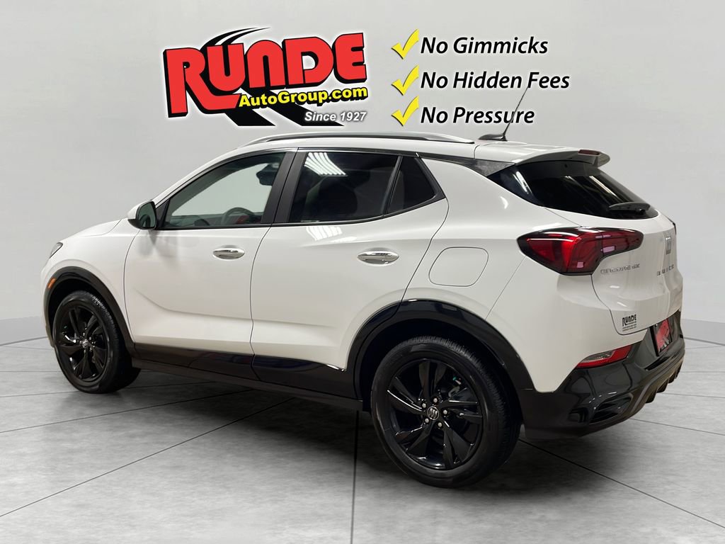 Used 2024 Buick Encore GX Sport Touring w/ Comfort Package image 3