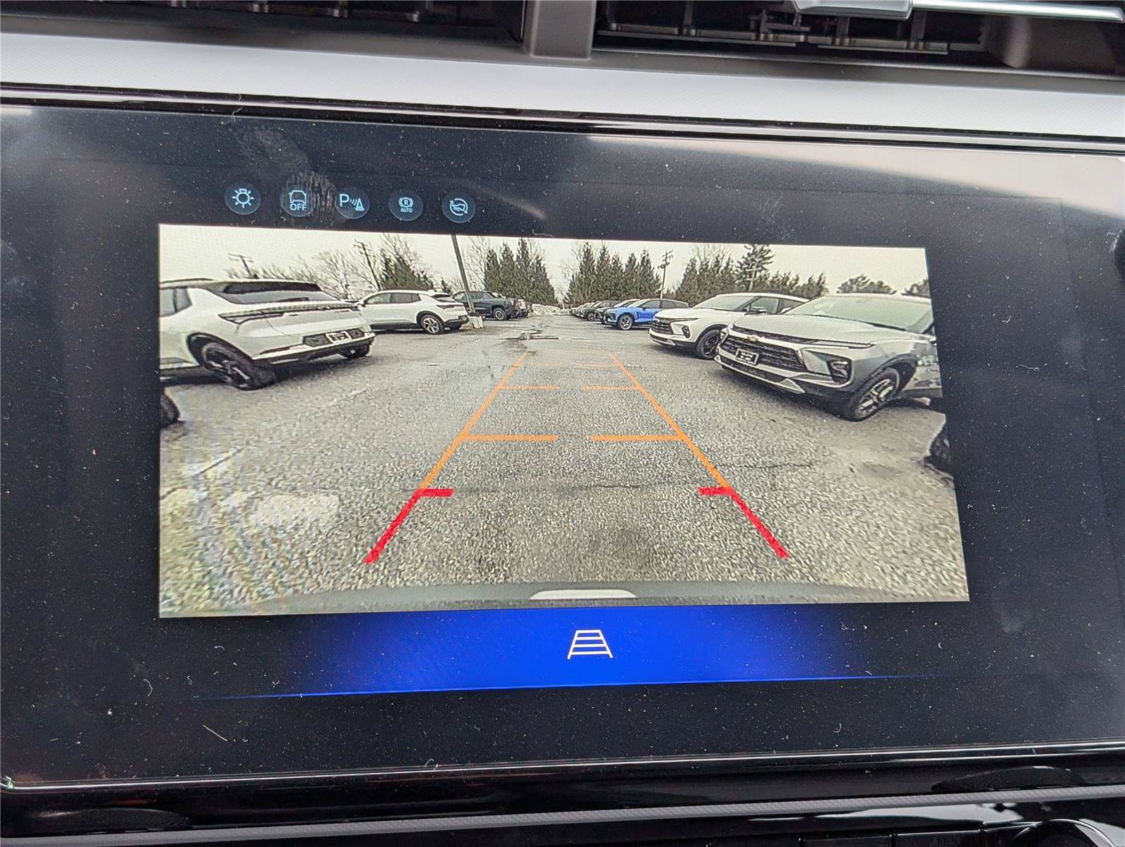 New 2027 Chevrolet Bolt LT w/ Comfort Package FWD image 23