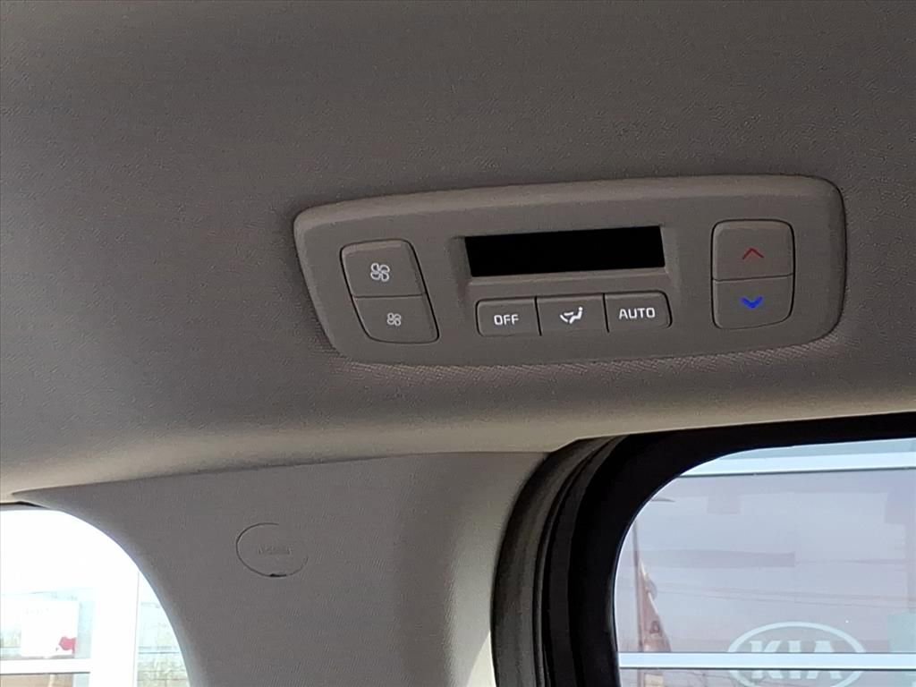 New 2026 Kia Carnival image 10