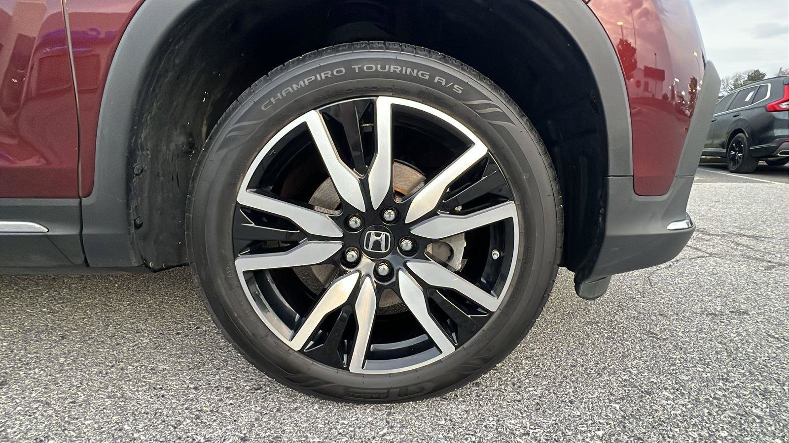 Used 2022 Honda Pilot Touring image 11