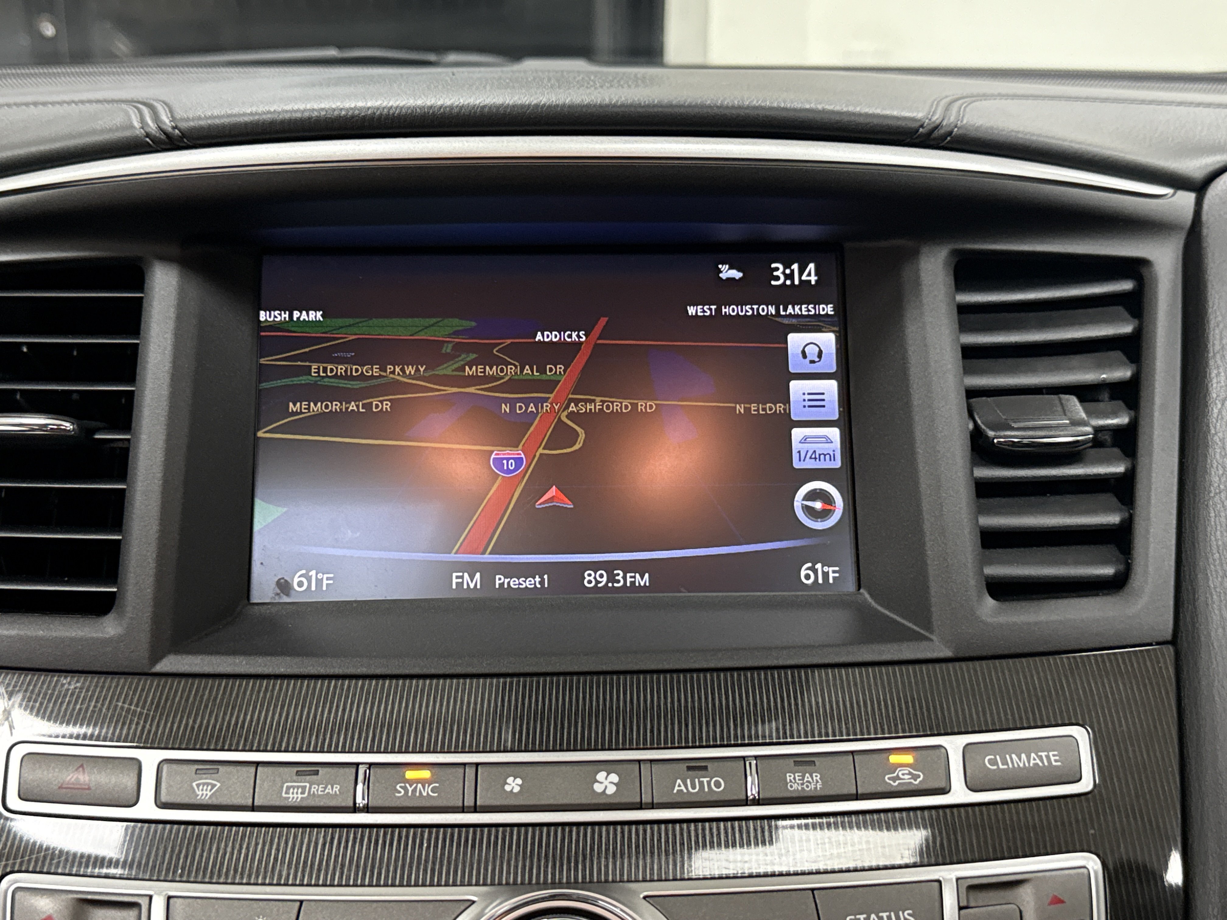 Used 2019 INFINITI QX60 Luxe w/ Essential Package FWD image 23