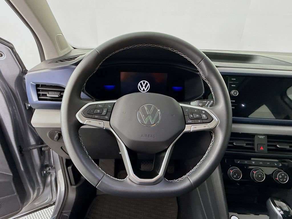Used 2023 Volkswagen Taos SE AWD/4WD image 12