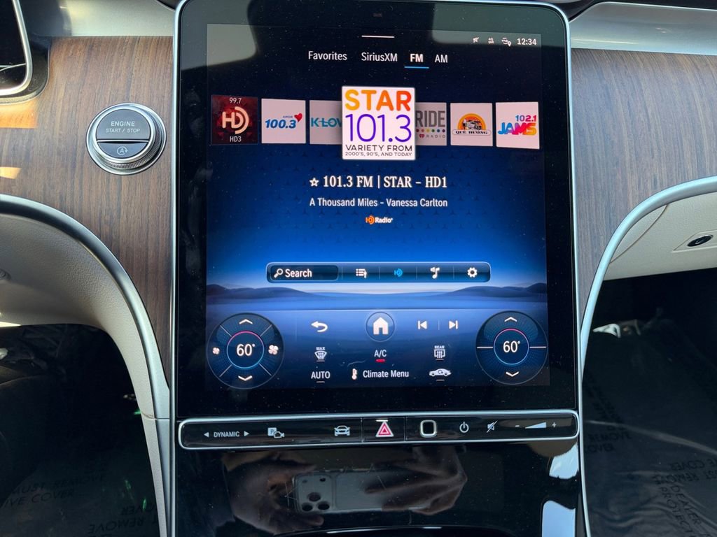 Used 2025 Mercedes-Benz C 300 Sedan image 22