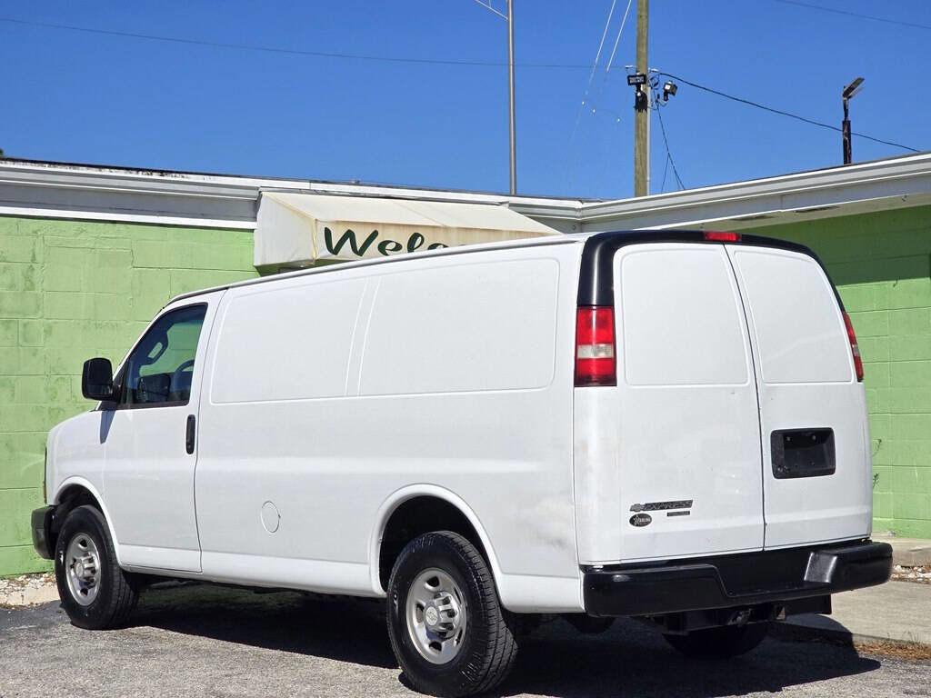 Used 2016 Chevrolet Express 2500 image 6