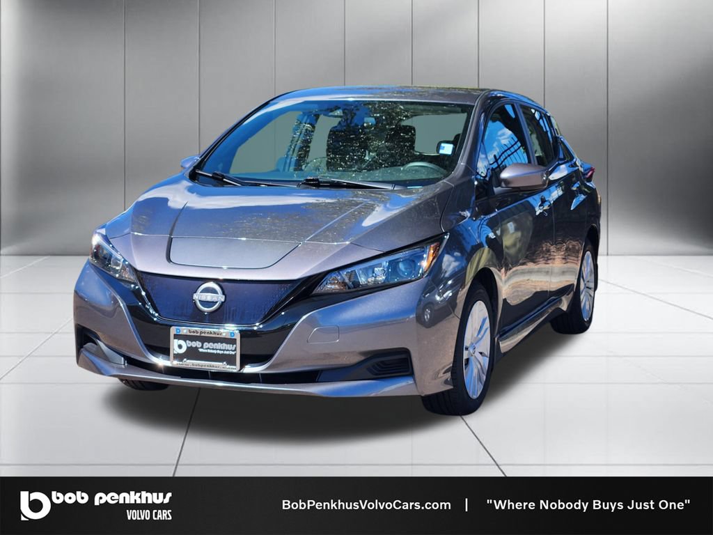 Used 2025 Nissan Leaf S FWD image 23