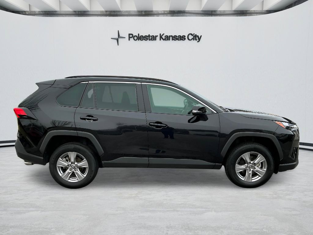 Used 2025 Toyota RAV4 XLE FWD image 4