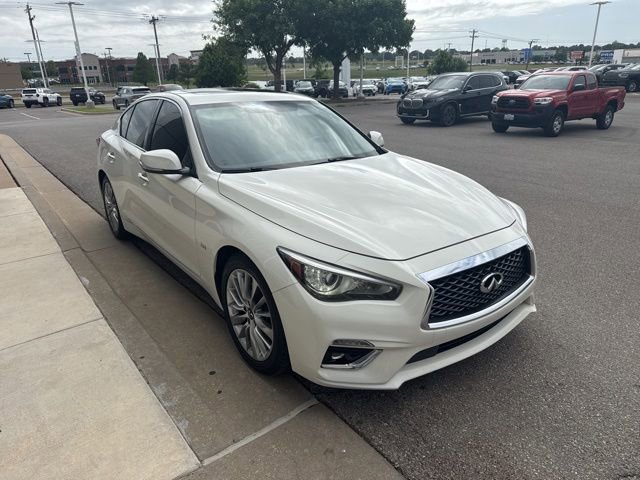 Used 2020 INFINITI Q50 Luxe RWD image 2