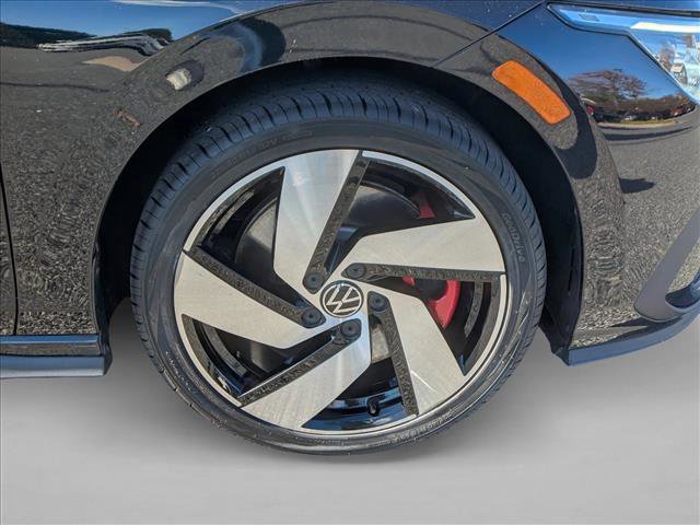 Used 2024 Volkswagen GTI S image 10