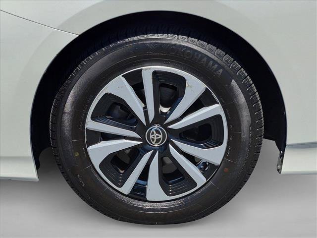 Certified 2019 Toyota Prius Prime Premium FWD image 23