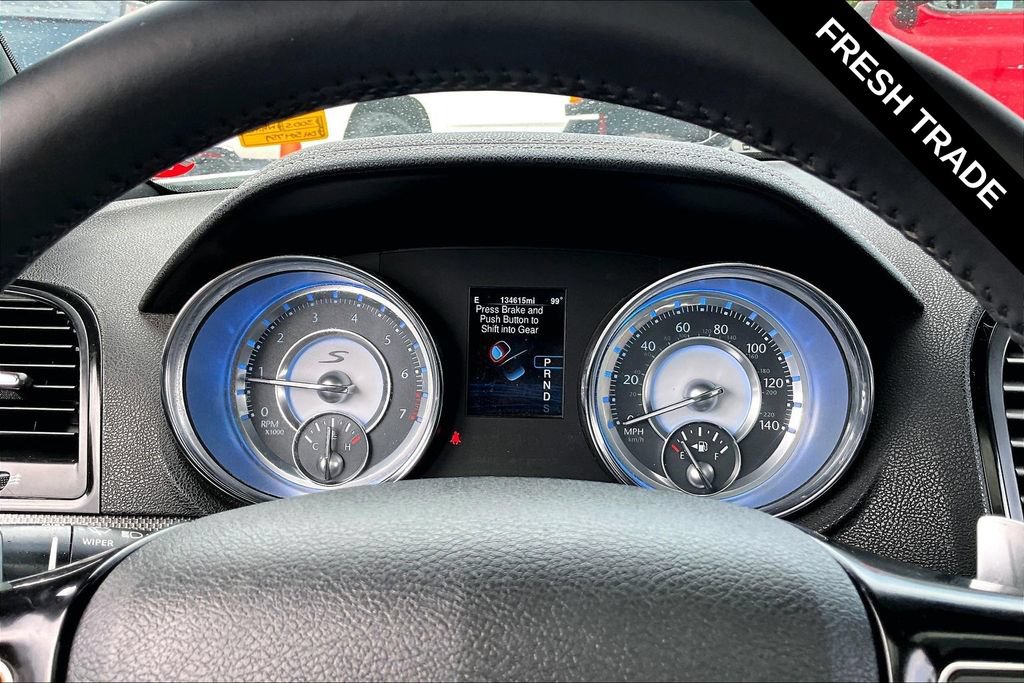 Used 2013 Chrysler 300 S RWD image 14