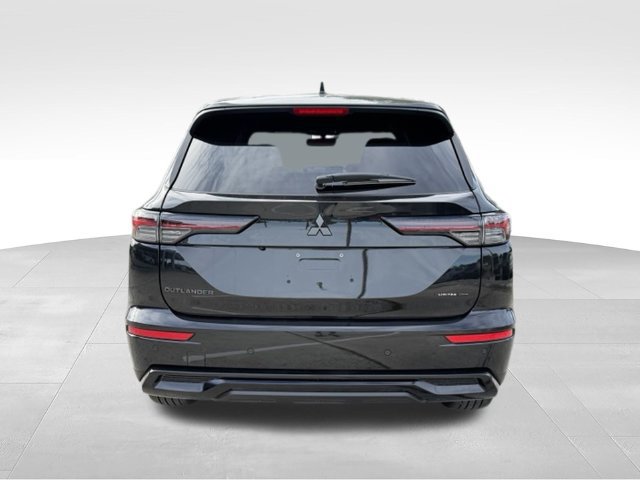 New 2026 Mitsubishi Outlander LE FWD image 4