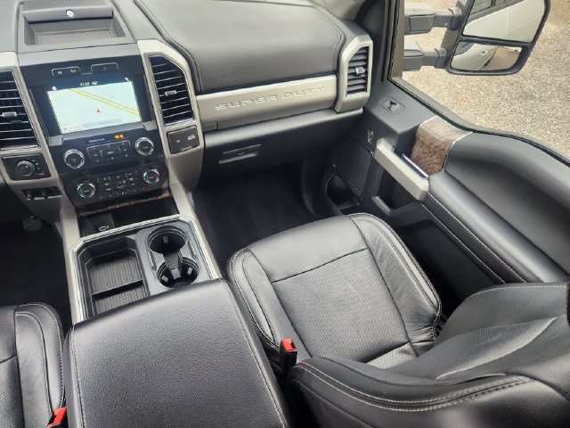 Certified 2019 Ford F250 Lariat w/ Lariat Value Package AWD/4WD image 14