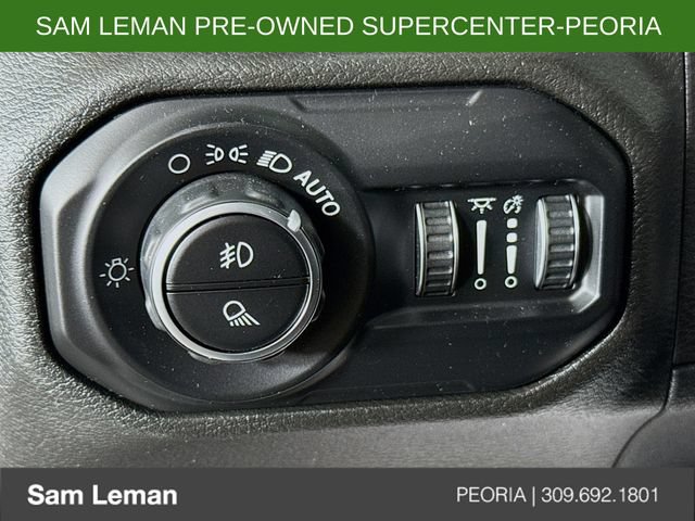 Used 2020 Jeep Gladiator Overland AWD/4WD image 10