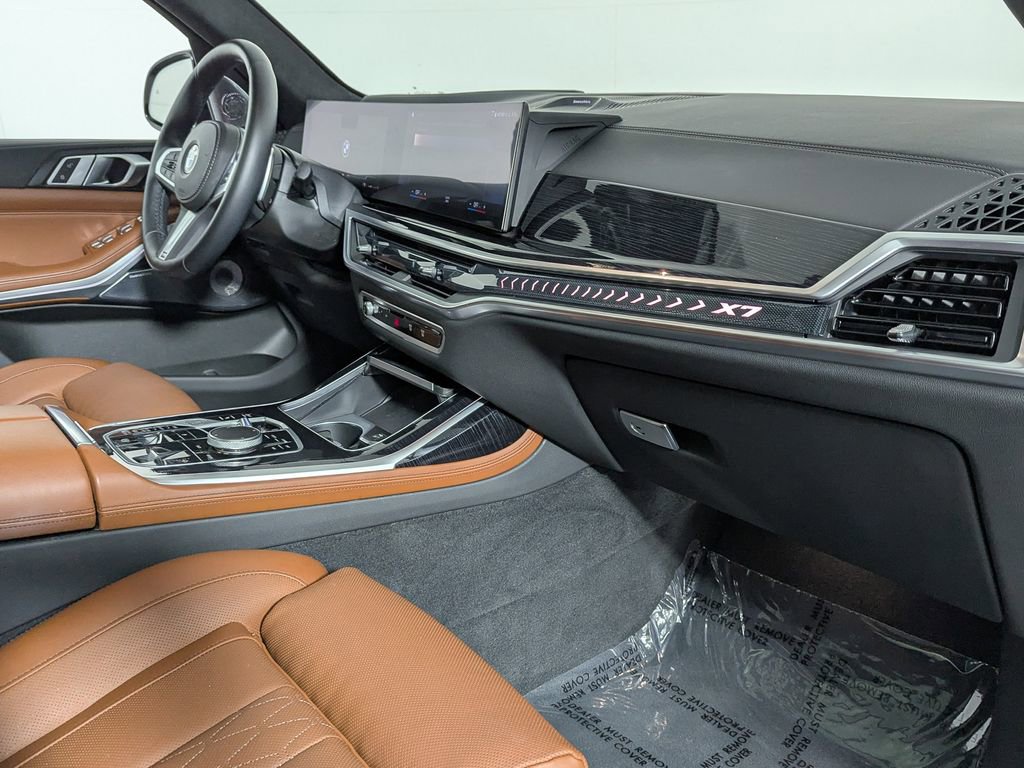 Certified 2023 BMW X7 xDrive40i w/ M Sport Package image 33