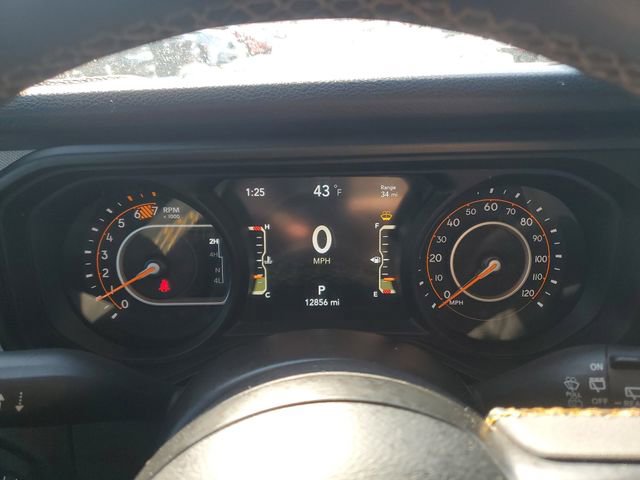 Used 2025 Jeep Wrangler Sport image 21