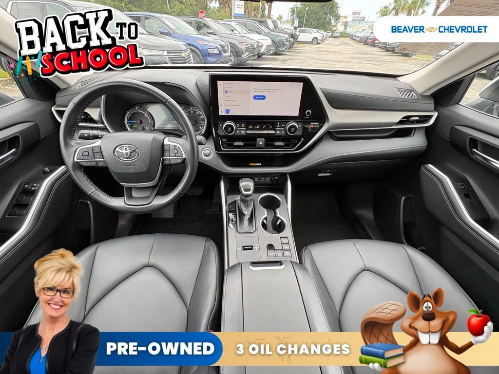 Used 2025 Toyota Highlander XLE AWD/4WD image 26